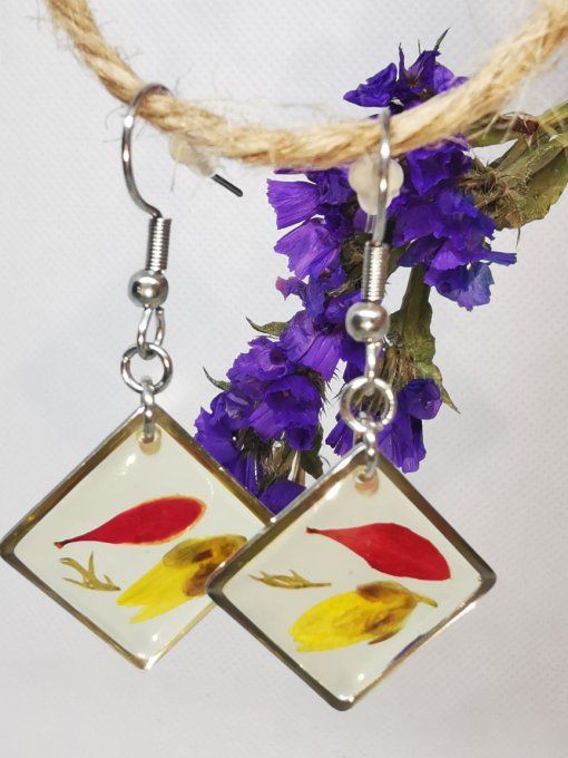 Carré dynamique floral