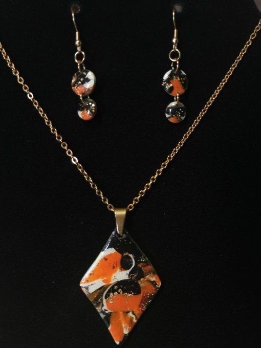 Parure orange et noire